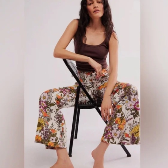 Wrangler Orange and Cream Boot Cut Flare Pants - Picture 2 of 11